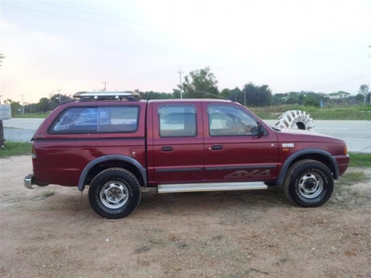 FORD RANGER ปี 2544 สีแดง เครื่องดีเซล 2900 CC โฟร์วีล 4X4 FORD RANGER ปี 2544 สีแดง เครื่องดีเซล 2900 CC โฟร์วีล 4X4