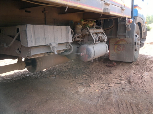 ขายรถพ่วง 22 ล้อ 2 เพลา แม่-ลูก กระบะเหล็กคอกเกษตรไม่ดั้ม ISUZU GIGR 6WA1-360 แรง ปี.52 รถใช้งานอยู่