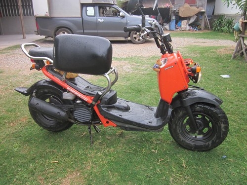 ขายแลก Honda zoomer 50 cc  สภาพดี มีของแต่ง 25,900 ต่อรองได้