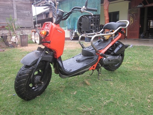 ขายแลก Honda zoomer 50 cc  สภาพดี มีของแต่ง 25,900 ต่อรองได้