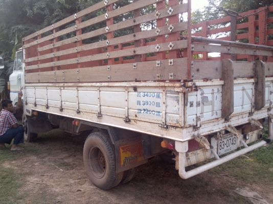 ขายถูกครับ HINO KM 310 เครื่อง 6 สูบ 90 แรง ขายถูกครับ HINO KM 310 เครื่อง 6 สูบ 90 แรง