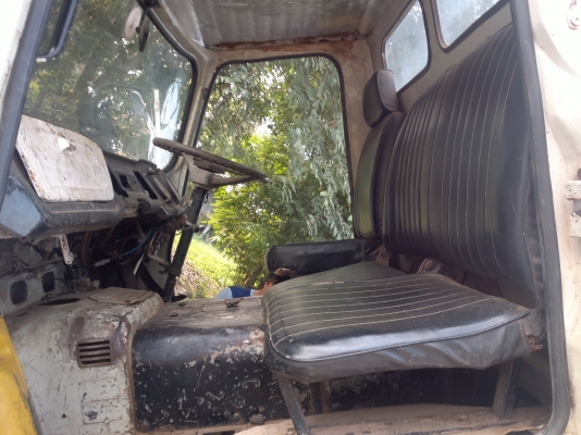 ขายถูกครับ HINO KM 310 เครื่อง 6 สูบ 90 แรง ขายถูกครับ HINO KM 310 เครื่อง 6 สูบ 90 แรง