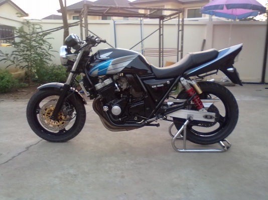 CB400 SuPerBlack CB400 SuPerBlack