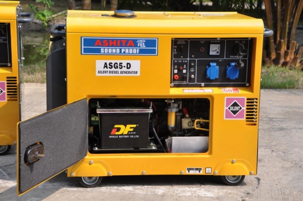 ขายเครื่องปั่นไฟ ASHITA 5KW.ดีเซล สตาร์ทไฟฟ้า ตู้เก็บเสียง สวยเดิมจากนอก
