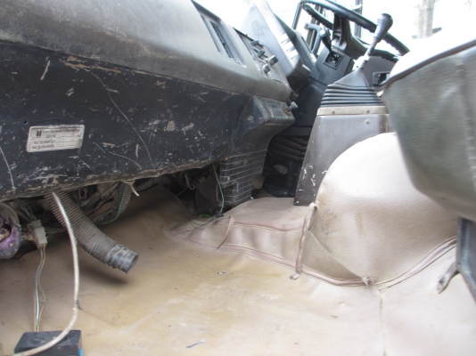 รายละเอียด ROCKY 10ล้อ 2 เพลา 175แรงมีเกียร์ฝาก และ สโลวกลาง 6BG1 รถห้างแท้ ใส่กระบะดั้มได้เลย รายละเอียด ROCKY 10ล้อ 2 เพลา 175แรงมีเกียร์ฝาก และ สโลวกลาง 6BG1 รถห้างแท้ ใส่กระบะดั้มได้เลย