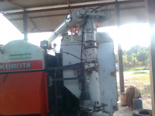ขายรถเกี่ยวข้าว KUBOTA DC-68G รถสวย พร้อมใช้งาน ถูกๆ เอาไปเลย