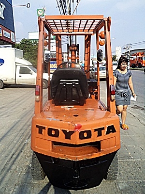 ขายรถยก