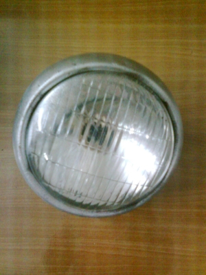 ขายไฟหน้าชาลี งานเหล็กเดิมๆ ราคา 150 บาทพร้อมส่ง กรุงเทพครับ