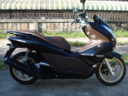 HONDA PCX 125 สีดำ สภาพเดิมๆสีสวย
