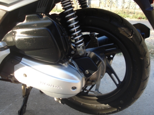 ขาย HONDA PCX I 125 สีขาว รถสภาพเดิมๆ ขาย HONDA PCX I 125 สีขาว รถสภาพเดิมๆ