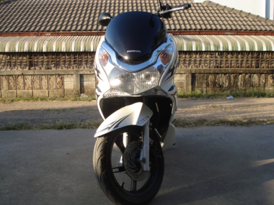 ขาย HONDA PCX I 125 สีขาว รถสภาพเดิมๆ