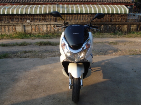 ขาย HONDA PCX I 125 สีขาวมุก รถแต่งสวย