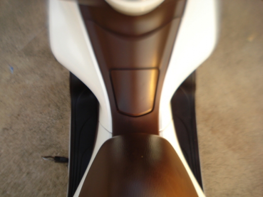 ขาย HONDA PCX I 125 สีขาวมุก รถแต่งสวย