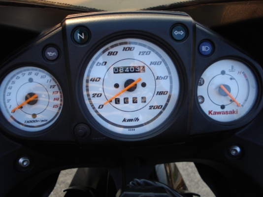 ขาย ninja 250 ปี2012 รถ11 เดือน รถเครื่องเดิมๆใหม่มากๆไม่ค่อยได้ใช้