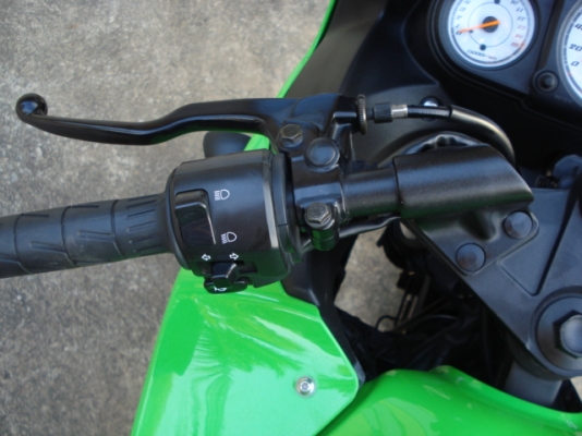 ขาย ninja 250 ปี2012 รถ11 เดือน รถเครื่องเดิมๆใหม่มากๆไม่ค่อยได้ใช้