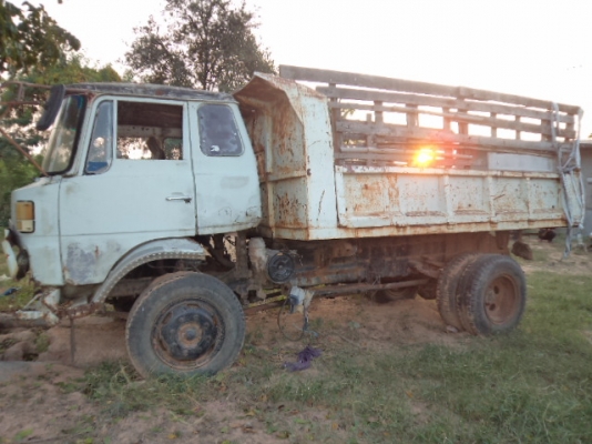 ขายรถฮีโน่6ล้อดั้ม ราคาถูกๆขายตามสภาพ (ไม่มีเล่มคับ)