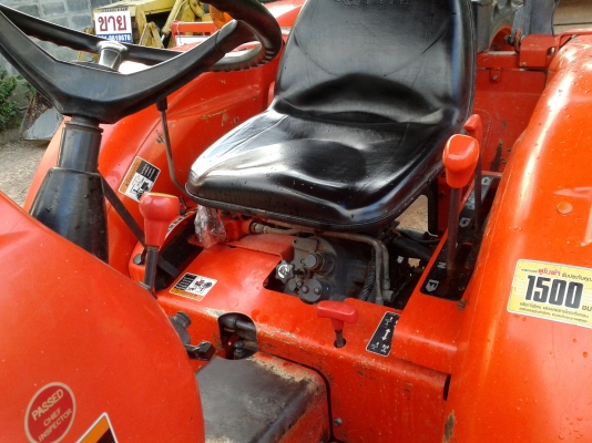 ขายรถไถ kubota l3608 พร้อมดันหน้าตราช้าง เครื่องแน่นสภาพดี ขายรถไถ kubota l3608 พร้อมดันหน้าตราช้าง เครื่องแน่นสภาพดี
