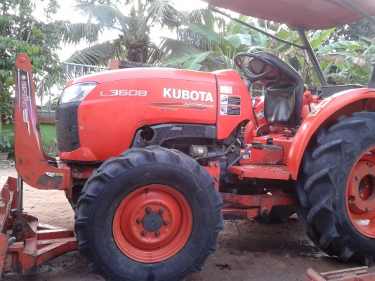 ขายรถไถ kubota l3608 พร้อมดันหน้าตราช้าง เครื่องแน่นสภาพดี ขายรถไถ kubota l3608 พร้อมดันหน้าตราช้าง เครื่องแน่นสภาพดี