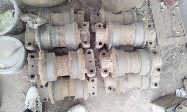 ขายๆๆๆๆ..ของดีราคาถูก โรลเล่อย์ pc200-5 ขายๆๆๆๆ..ของดีราคาถูก โรลเล่อย์ pc200-5