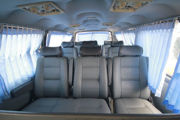 ขายรถตู้หัวจรวดช่วงยาว ปี 93  ไม่ค่อยได้ใช้ สภาพสวยมาก เอกสารพร้อมโอ