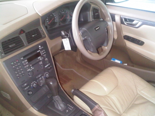 VOLVO  XC 70 คลอสคันทรี่ Ocean Race ปลายปี 02 ตัวท็อป เกียออโต้ ขับเคลื่อนสี่ล้อ เกียร์เปลี่ยนใหม่แล้ว เติม E20.E85 ได้