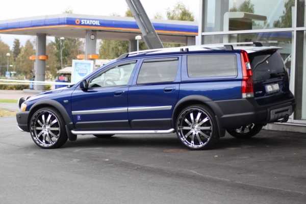 VOLVO  XC 70 คลอสคันทรี่ Ocean Race ปลายปี 02 ตัวท็อป เกียออโต้ ขับเคลื่อนสี่ล้อ เกียร์เปลี่ยนใหม่แล้ว เติม E20.E85 ได้