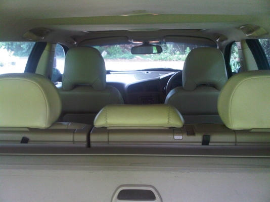 VOLVO  XC 70 คลอสคันทรี่ Ocean Race ปลายปี 02 ตัวท็อป เกียออโต้ ขับเคลื่อนสี่ล้อ เกียร์เปลี่ยนใหม่แล้ว เติม E20.E85 ได้