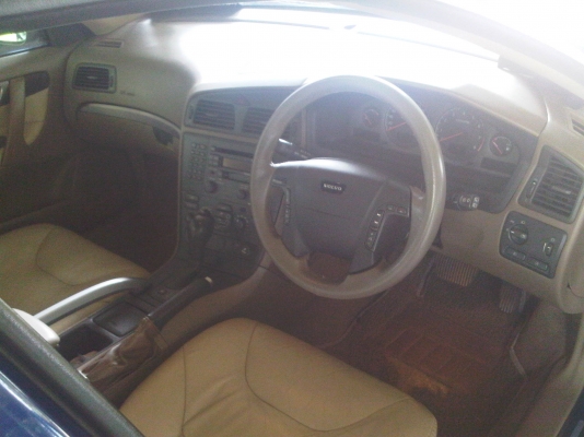 VOLVO  XC 70 คลอสคันทรี่ Ocean Race ปลายปี 02 ตัวท็อป เกียออโต้ ขับเคลื่อนสี่ล้อ เกียร์เปลี่ยนใหม่แล้ว เติม E20.E85 ได้