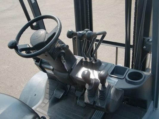 ขายฟอร์คลิฟต์ TOYOTA 8FD25 (SPECS JAPAN) สภาพนางฟ้าครับ,ใช้งานแค่ 2530 ช.มเครื่องดีเซล 2Z II เกียร์ MT , ล้อหน้าคู่ , เสาสูง 4 M ( รับประกันเครื่องยนต์และระบบ 6 เดือน ) สภาพพร้อมใช้งาน ++ เดิมแท้จากญี่ปุ่น ขายฟอร์คลิฟต์ TOYOTA 8FD25 (SPECS JAPAN) สภาพนางฟ้าครับ,ใช้งานแค่ 2530 ช.มเครื่องดีเซล 2Z II เกียร์ MT , ล้อหน้าคู่ , เสาสูง 4 M ( รับประกันเครื่องยนต์และระบบ 6 เดือน ) สภาพพร้อมใช้งาน ++ เดิมแท้จากญี่ปุ่น