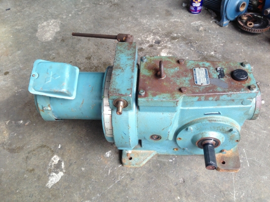 ขายมอเตอร์เกียร์ปรับรอบ Shimpo เพลาออก 2 ข้าง มอเตอร์ mitsubishi 1 HP. 380 V สภาพสวยมาก วิ่งนิ่ม ใช้งานได้หลากหลายแบบ รับประกันคุณภาพ ขายมอเตอร์เกียร์ปรับรอบ Shimpo เพลาออก 2 ข้าง มอเตอร์ mitsubishi 1 HP. 380 V สภาพสวยมาก วิ่งนิ่ม ใช้งานได้หลากหลายแบบ รับประกันคุณภาพ