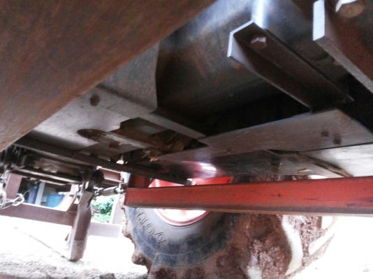 ขาย ***ดาวน์***รถไถใหญ่2เพลา ส้มๆ KUBOTA M9540 95HP เครื่องแห้งแรง ไม่มีเยิ้ม เกียร์ดีไม่หลุดไม่หอน คานหน้าสวย แขนไม่มีปะ ระบบไฟ ระบบไฮฯ ใช้งานปกติ สียังสวย ยางสวย4เส้น พร้อมอุปกรณ์ 2ชิ้น ใบดัน และผานพวน มีผาน 4 กับผาน7 (เลือกผานได้1ชิ้น) พสภาพพร้อมใช้ พร