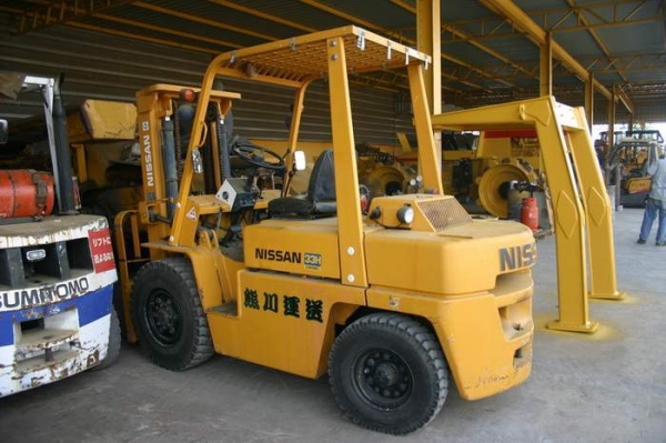 รถโฟลคลิฟท์ รถฟอร์คลิฟท์ มือสอง FORKLIFT นำเข้าจากญี่ปุ่น