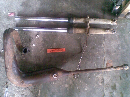 ระเบิด  TS-100N  ครับ (มีทั้งคันเลย สอบถามได้)