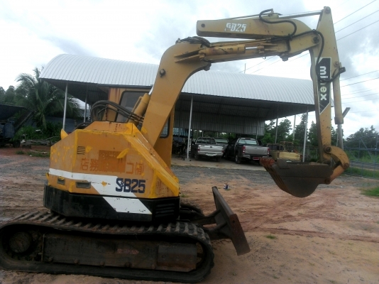 ขายรถแบ็คโฮ HANIX - S&B25-2540071-K4M-1569 ขายรถแบ็คโฮ HANIX - S&B25-2540071-K4M-1569