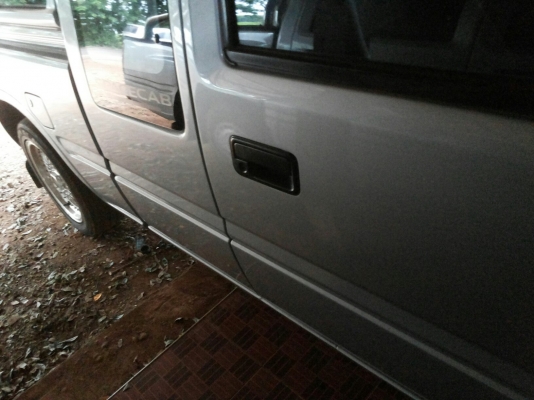 ***ขายแล้วครับขอบคุณ Truck2hand ขาย ดราก้อนอาย สวยๆเดิมบางทั้งคัน ISUZU SPACECAB 2.8SLX TURBO DRAGONEYE ปี42/98 เครื่องเดิมเกียร์เดิม ช่วงล่างแน่นคัสซีสวยเดิม สีบางทั้งคันภายในสวย พ.พาวเวอร์ แอร์เย็น คอนโซลเต็ม กระจกไฟฟ้า หน้า-หลังเดิมจัด พร้อมหลังคาแครี่