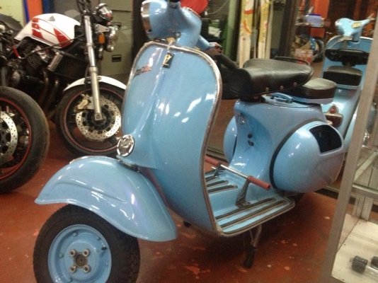 ขาย เวสป้า 64