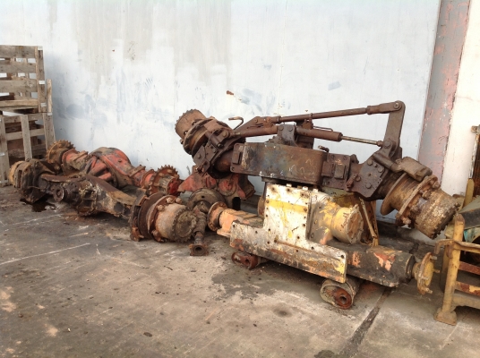 ขายอะหลั่ยเก่า แบคโฮ แทรคเตอร์ เครื่องยนต์ ระบบไฮดรอลิก ชุดเฟืองท้ายพร้อมเพลาขับ ขายอะหลั่ยเก่า แบคโฮ แทรคเตอร์ เครื่องยนต์ ระบบไฮดรอลิก ชุดเฟืองท้ายพร้อมเพลาขับ