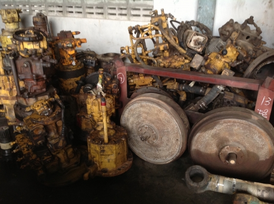 ขายอะหลั่ยเก่า แบคโฮ แทรคเตอร์ เครื่องยนต์ ระบบไฮดรอลิก ชุดเฟืองท้ายพร้อมเพลาขับ ขายอะหลั่ยเก่า แบคโฮ แทรคเตอร์ เครื่องยนต์ ระบบไฮดรอลิก ชุดเฟืองท้ายพร้อมเพลาขับ