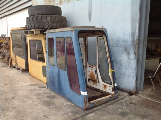 ขายอะหลั่ยเก่า  แบคโฮ แทรคเตอร์ เครื่องยนต์ ระบบไฮดรอลิก ชุดเฟืองท้ายพร้อมเพลาขับ