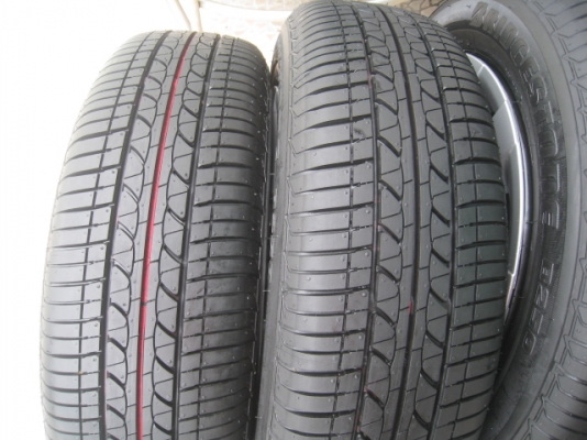 ขายกะทะล้อ Suzuki 4รู100+ ฝาครอบ + ยางป้ายแดง 175/65r15 ปี13 ตอนนี้มีอยู่ 4 ชุดครับ ปี0513,1113,2413,2613   (081-3747940)