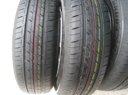 ขายกะทะล้อ Mitsubishi attrage ป้ายแดง ขอบ14 4รู100 +ฝาครอบ +ยางปี 2213 สนใจติดต่อ เล็กคลองสามครับ (081-3747940)