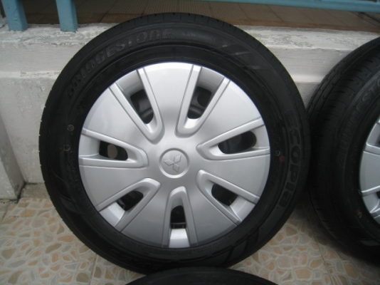 ขายกะทะล้อ Mitsubishi attrage ป้ายแดง ขอบ14 4รู100 +ฝาครอบ +ยางปี 2213 สนใจติดต่อ เล็กคลองสามครับ (081-3747940)