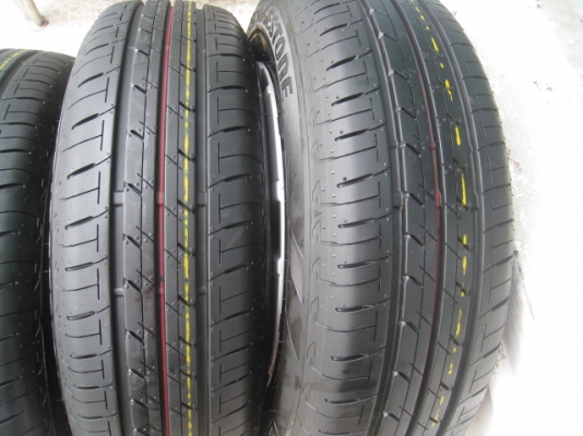 ขายกะทะล้อ Mitsubishi attrage ป้ายแดง ขอบ14 4รู100 +ฝาครอบ +ยางปี 2213 สนใจติดต่อ เล็กคลองสามครับ (081-3747940)