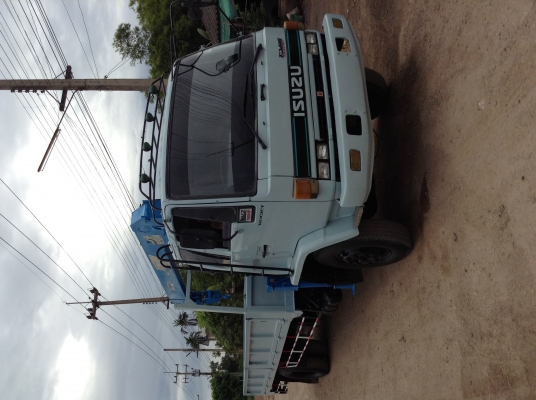 ISUZU 6 ล้อRocky 175. แรงม้า พร้อม เครน TADANO Super Z300 5 เหลี่ยม ท้องV รถห้างแท้มือเดียว เบรคจิ๊ฟฟี่ยาง90\%. Power ซัซซี่ยาว 7.2 ม. (กระบะ 6.4 เมตร) ราคา 880,000