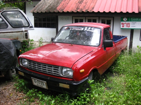 ขายกระบะเล็กแฟมิเลีย 0863229708