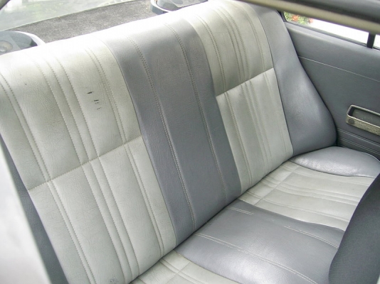 ขายรถบ้านเจ้าของขายเองมิตซูแชมป์ปี92 สีเทา เครื่องช่วงล่างดี สีดีไม่ผุ ภายในสวยเดิมบาง ขายตามสภาพด่วน ขายรถบ้านเจ้าของขายเองมิตซูแชมป์ปี92 สีเทา เครื่องช่วงล่างดี สีดีไม่ผุ ภายในสวยเดิมบาง ขายตามสภาพด่วน