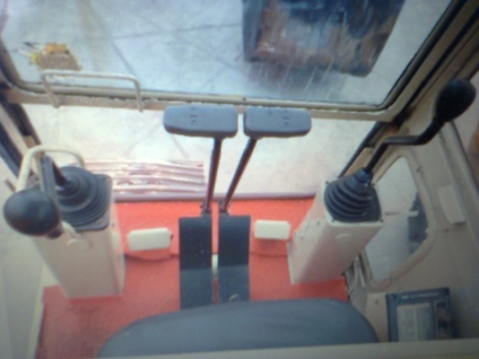 โคมัสซุPC200-3 รถสวยสภาพดีพร้อมใช้เก่าญี่ปุ่นแท้  ขอขอบคุณพี่เสือที่ช่วยในการขายครั้งนี้ลุล่วงไปด้วยดีครับ