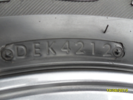 ขายแม็กALL NEW ISUZU D-MAX X-SERIES  6รูขอบ16 พร้อมยางบริสโตร์ 245/70R16 ปี12 ดอกยางสวยๆ 1 ชุด