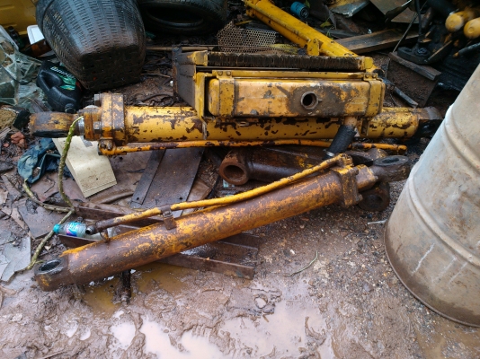 ขายด่วน กระบอก 12ht สภาพพร้อมใช้งาน