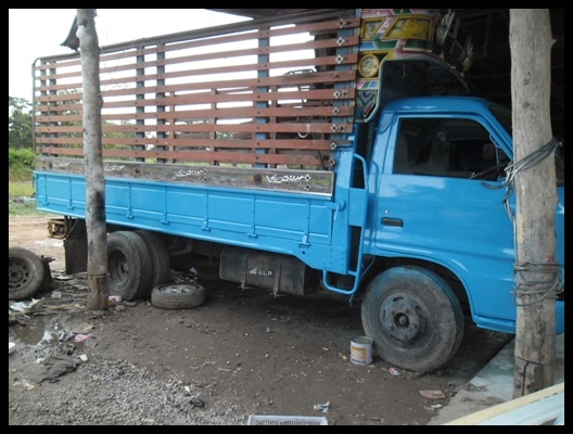 6 ล้อ KS สภาพดี สวยมาก เก็บสีใหม่ทั้งคัน